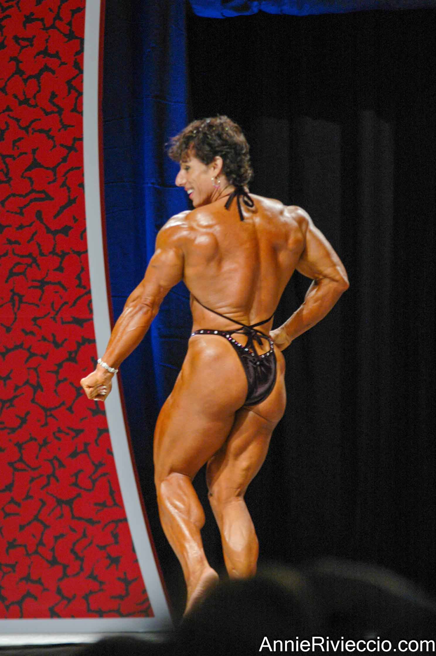 Annie Rivieccio