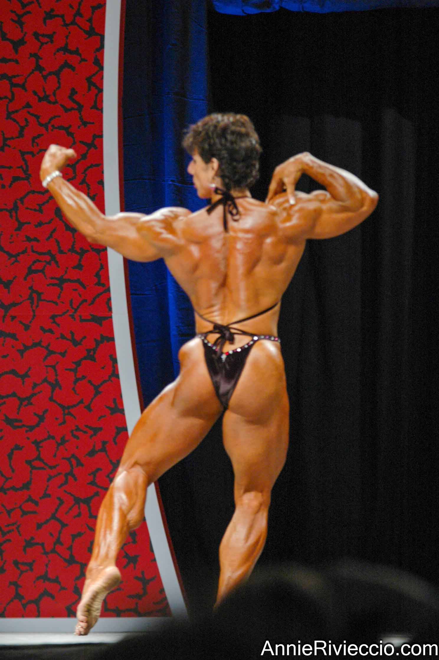 Annie Rivieccio