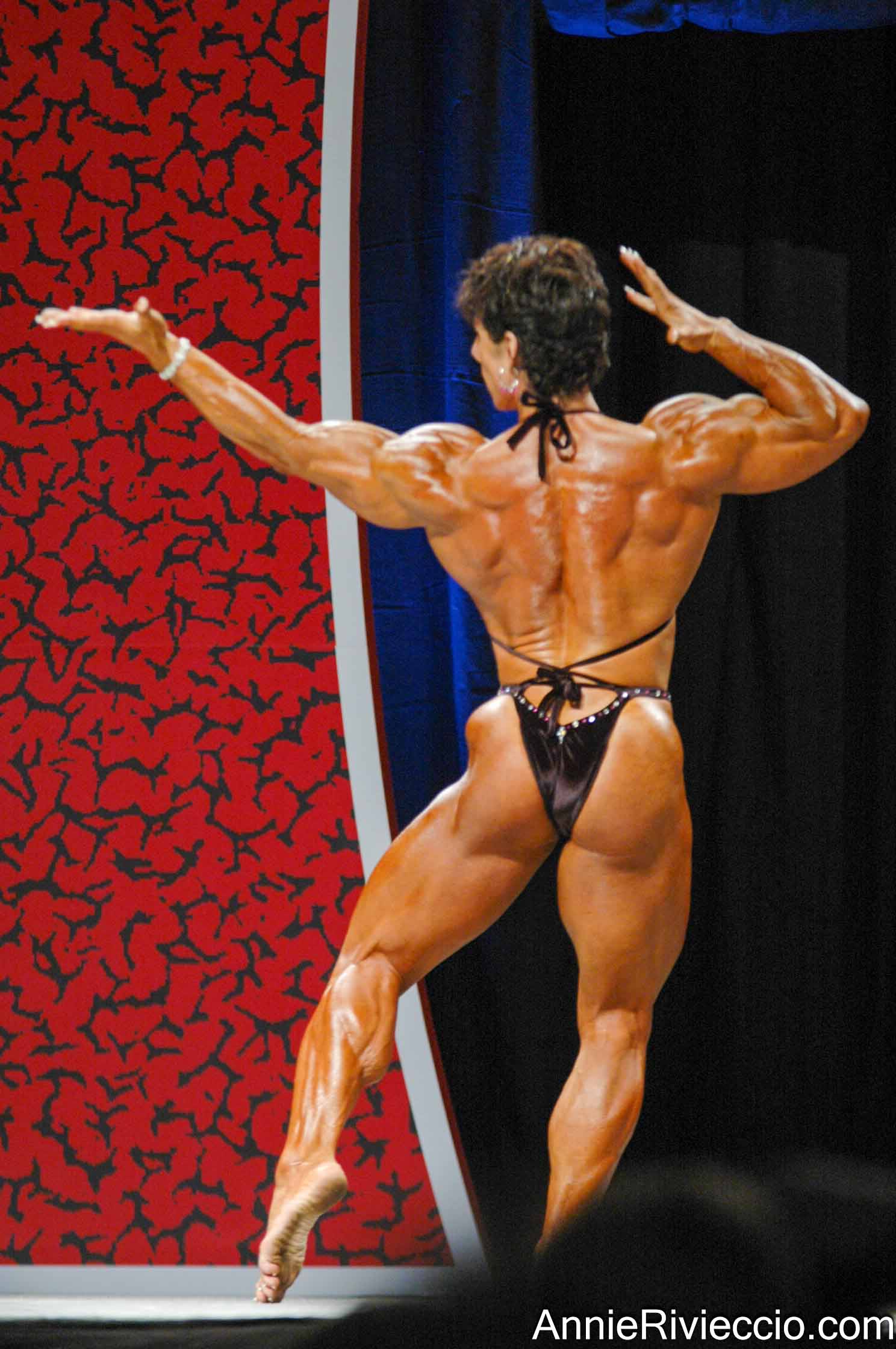 Annie Rivieccio