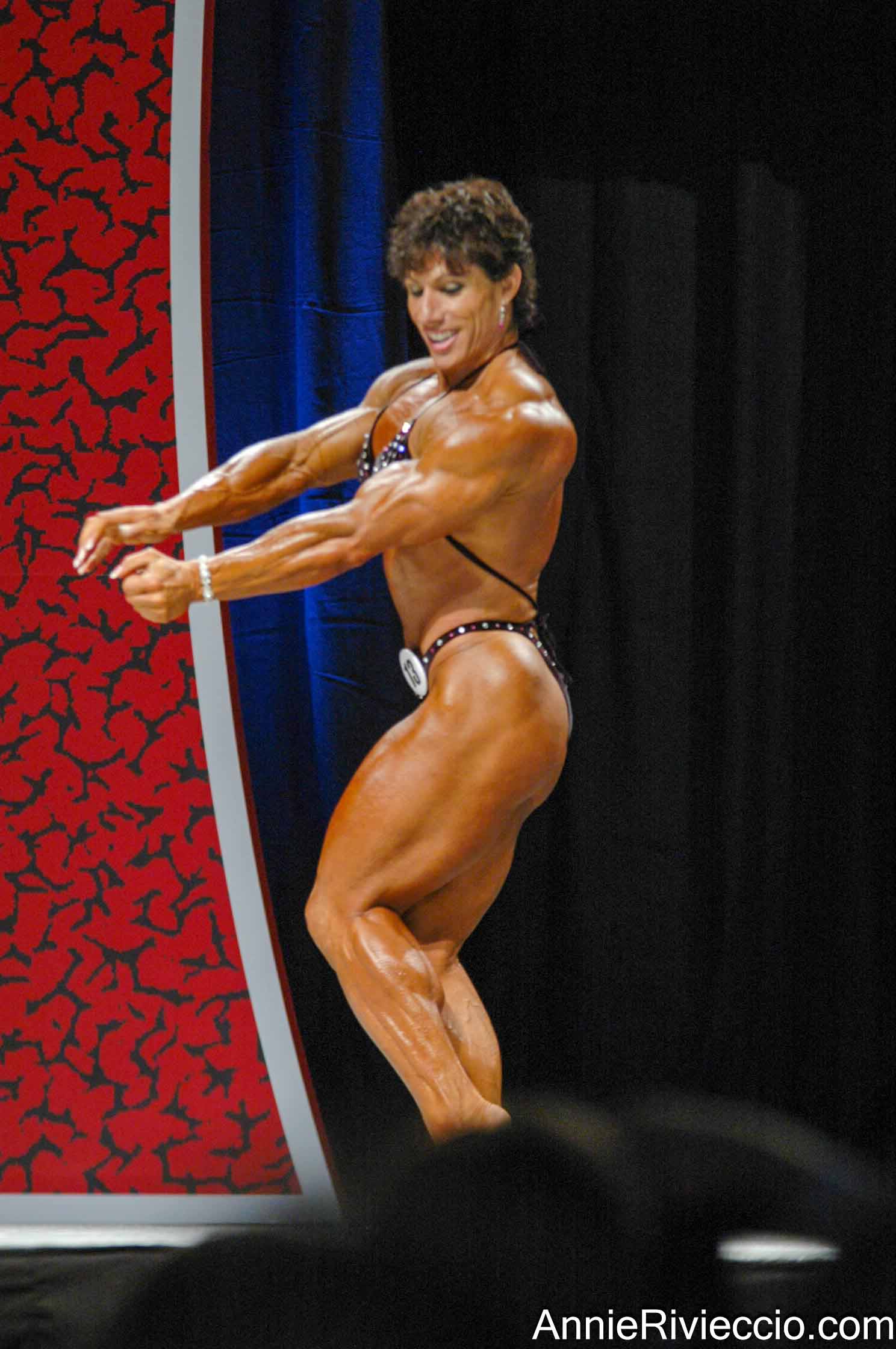 Annie Rivieccio