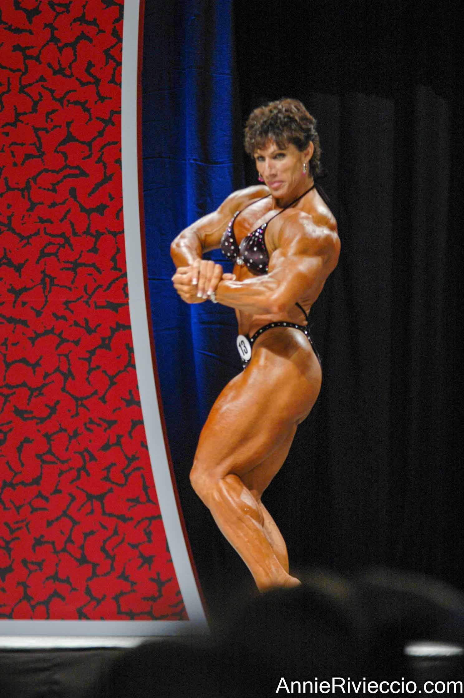 Annie Rivieccio