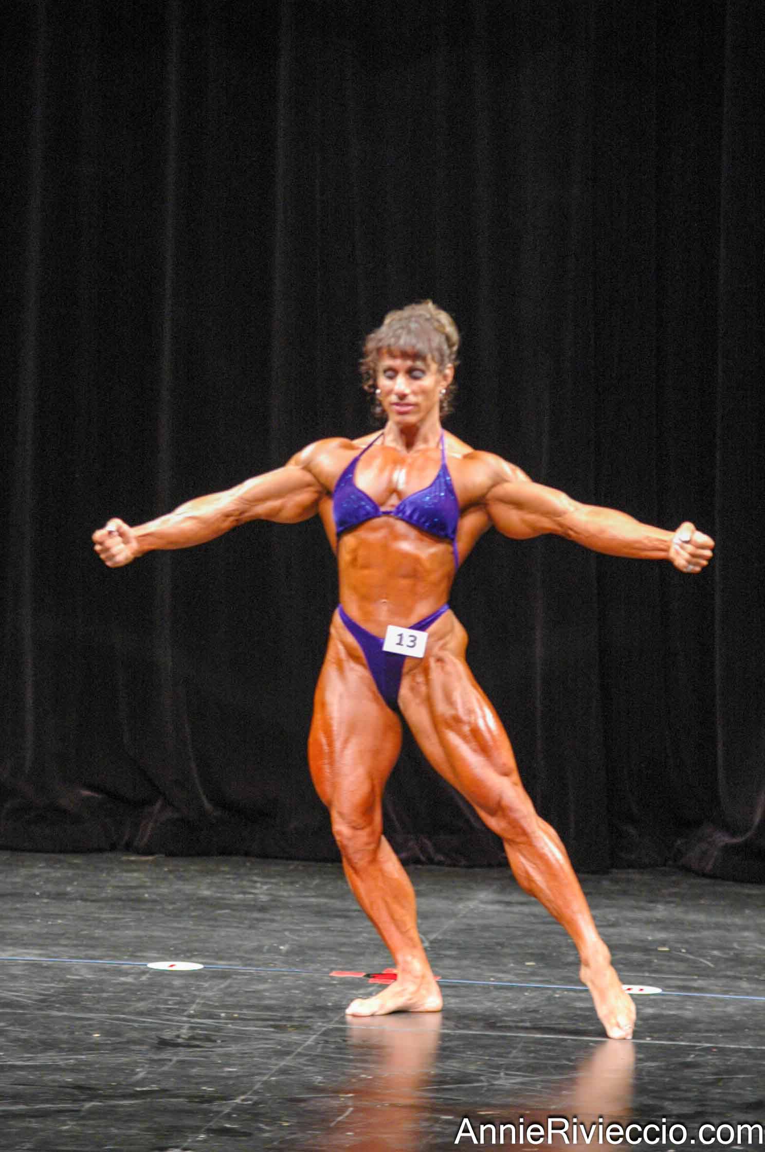 Annie Rivieccio