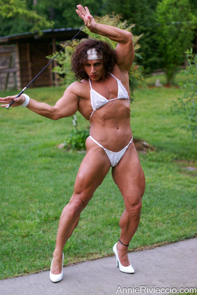 Annie Rivieccio