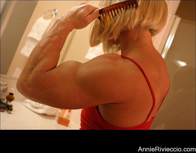 Annie Rivieccio