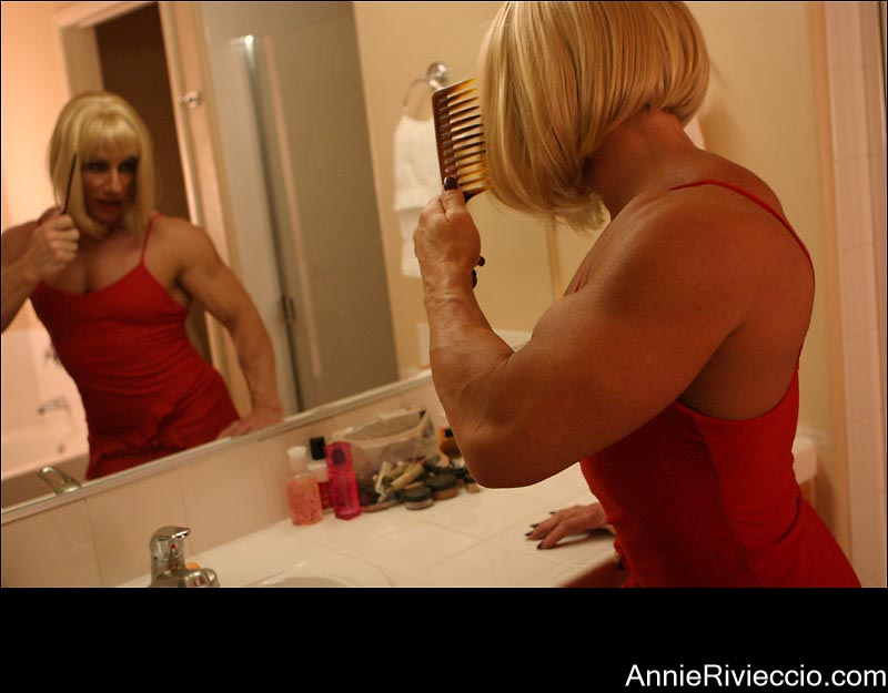 Annie Rivieccio