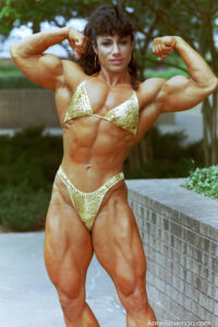 Annie Rivieccio